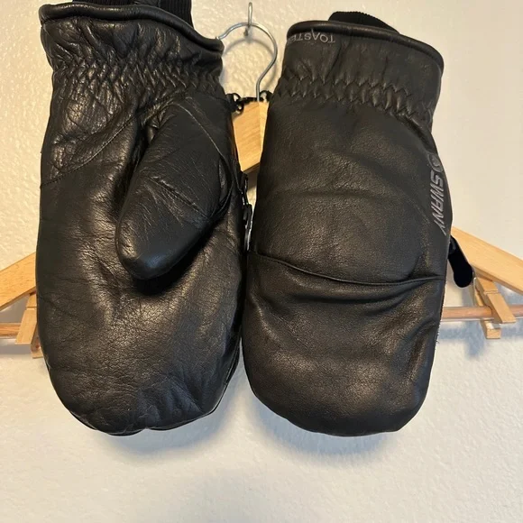 Swany Black Leather Mittens - Picture 5 of 5